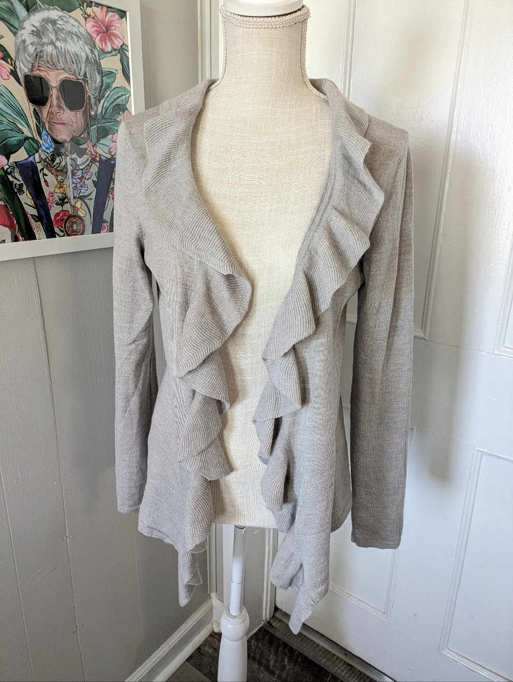 Talbots Oat 100% Merino‎ Wool Ruffle Open Front Cardigan Sweater M